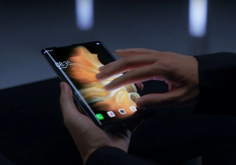 شاشات OLED القابلة للف