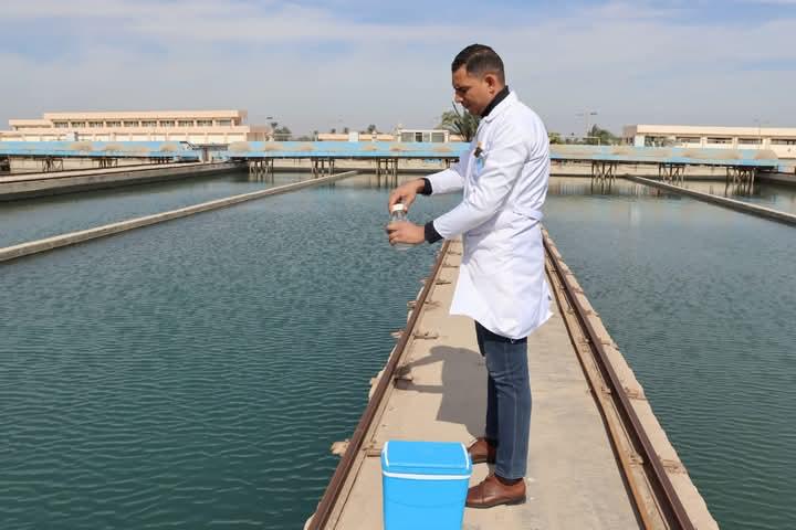 أثناءأخذ عينات مياه الشرب