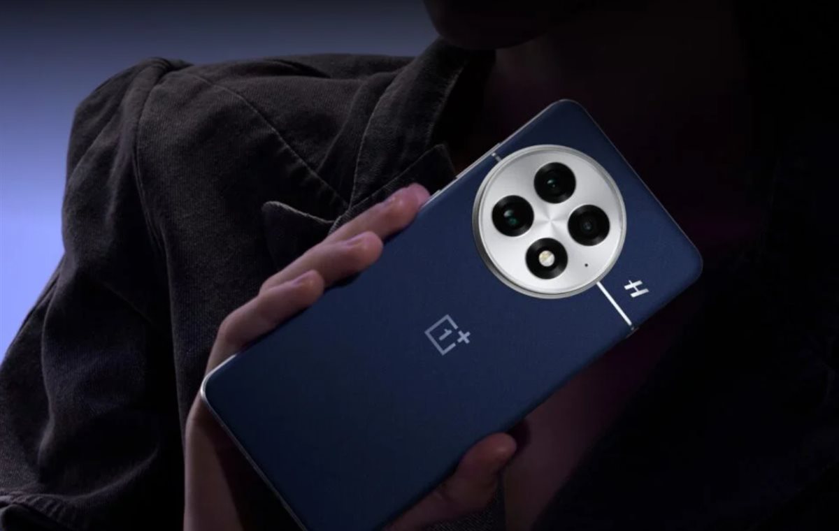 هاتف OnePlus 13
