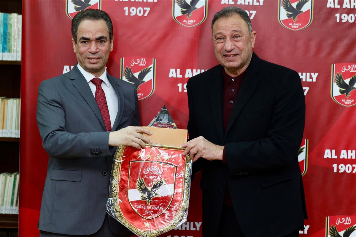 الخطيب