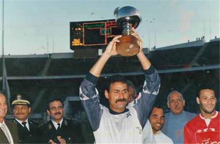 ثابت البطل