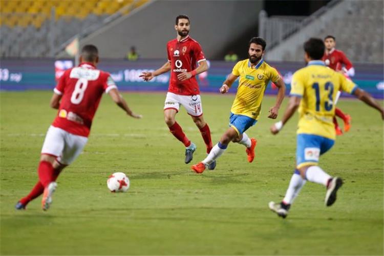 الأهلي والاسماعيلي