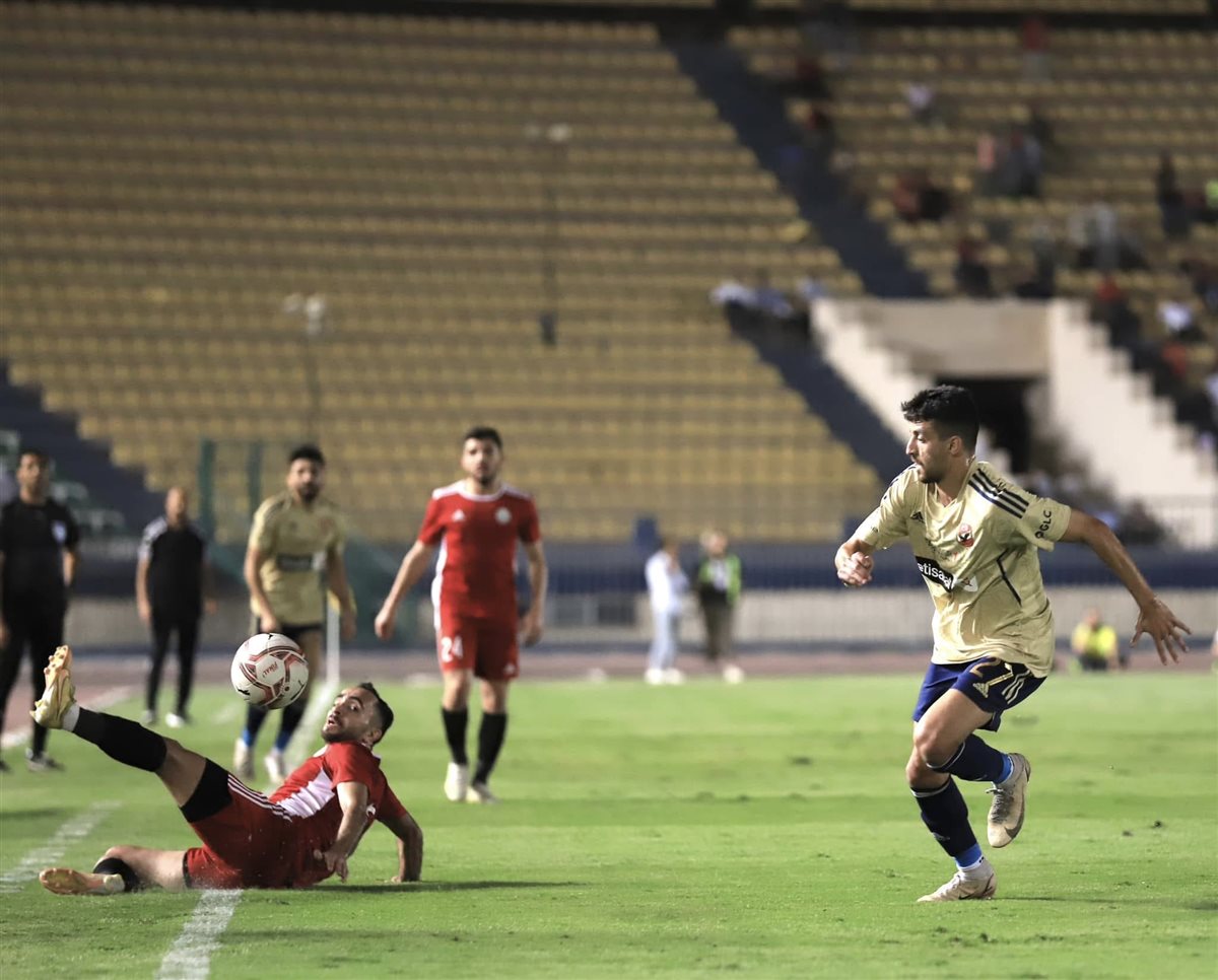 الأهلي وطلائع الجيش&nbsp;