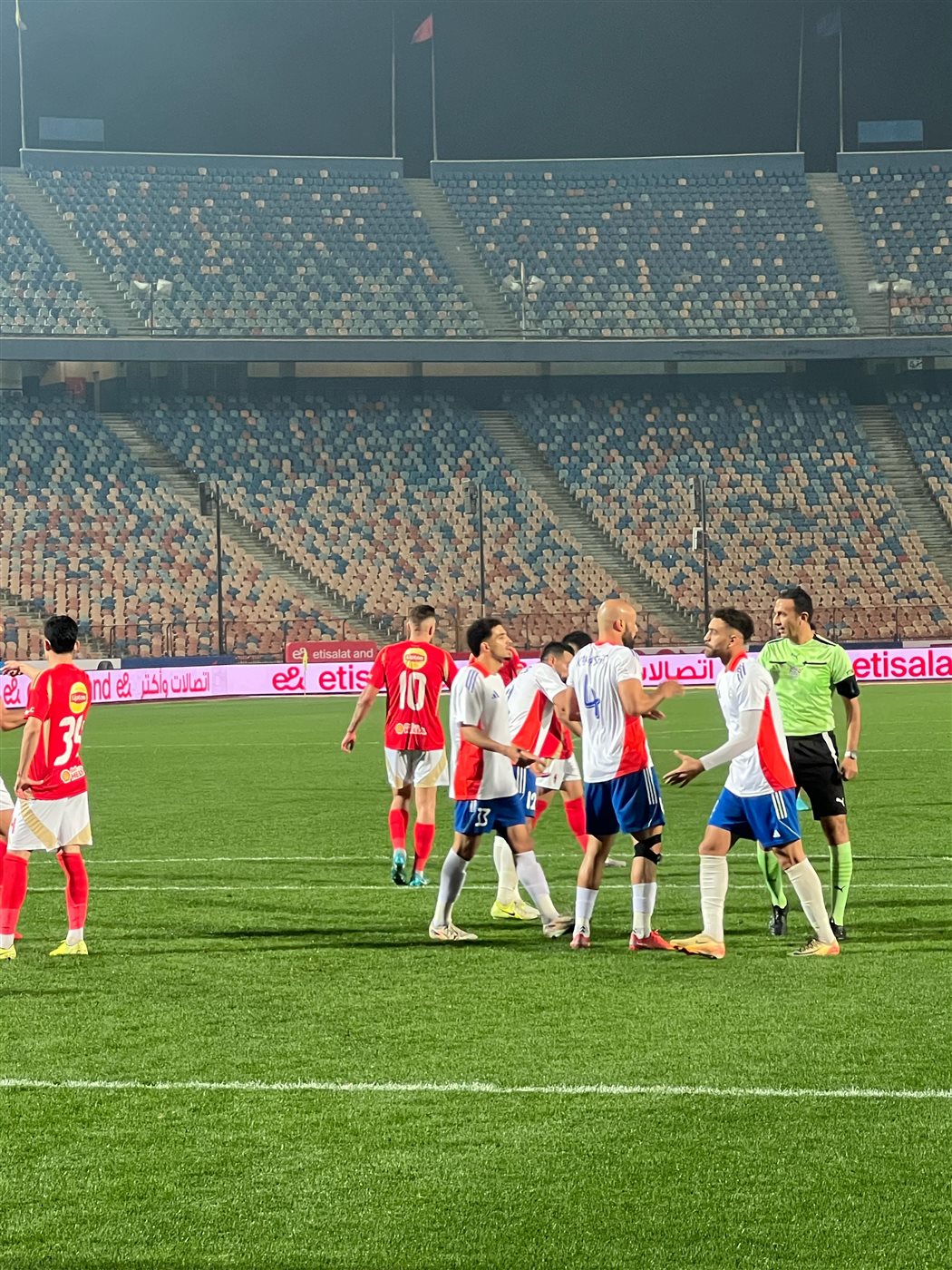 الأهلي وطلائع الجيش