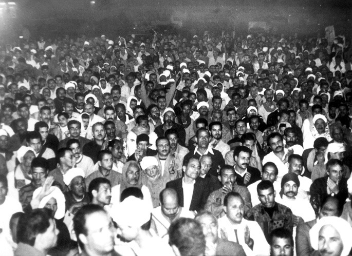 جماهير حاشده في مؤتمرات بكري في حلوان