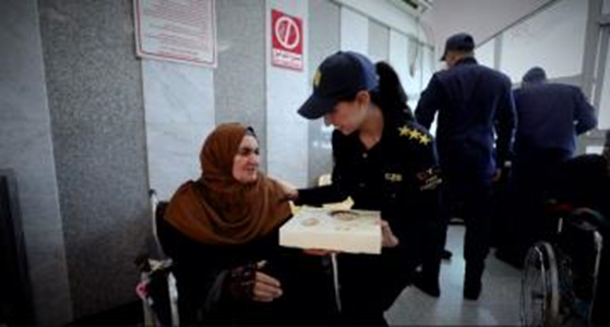 احتفالات الشرطة مع المواطنين
