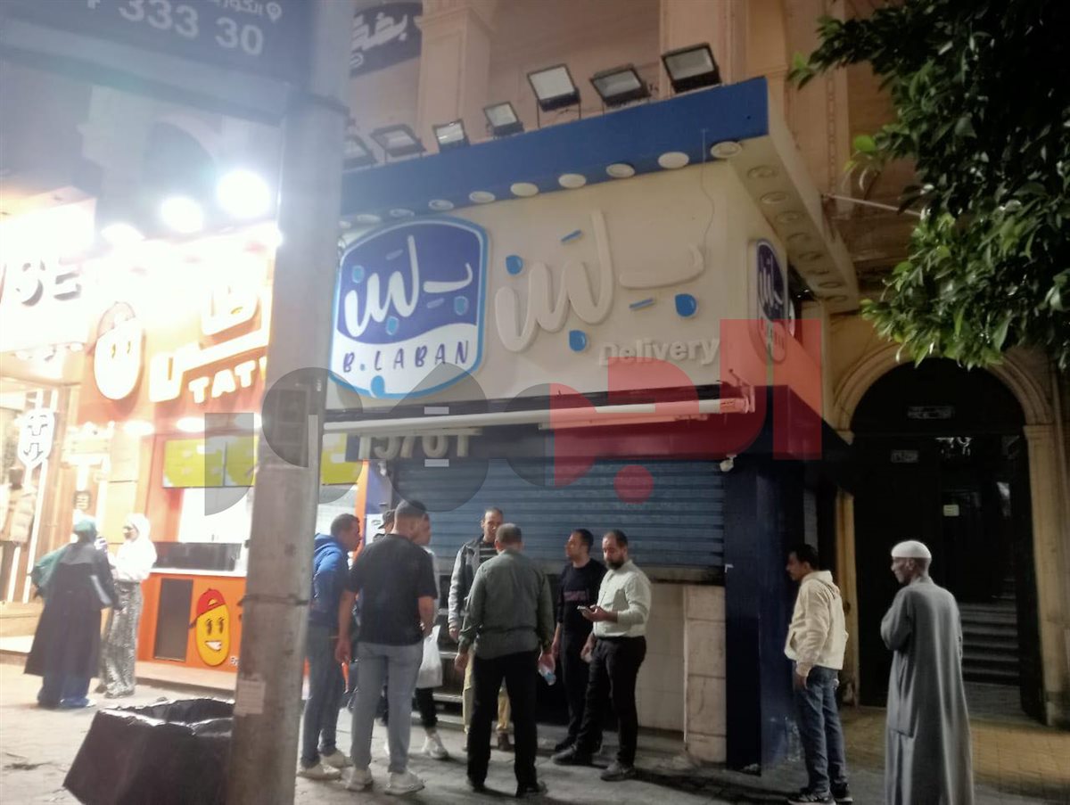 غلق فروع محلات بـ لبن&nbsp;