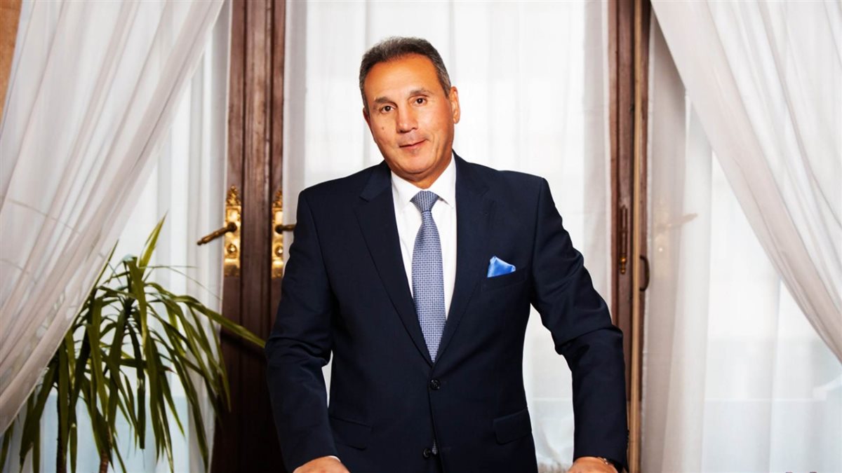 محمد الأتربي رئيس البنك الأهلي