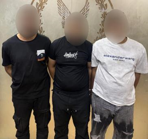 المتهمين