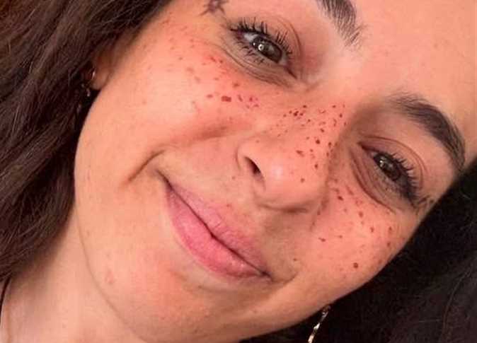 <strong>الفنانة سارة عبدالرحمن</strong>