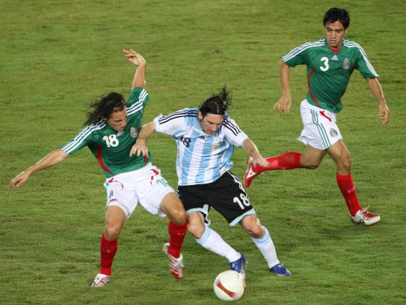 ميسي مع الأرجنتين ضد المكسيك في ثمن نهائي كأس العالم بألمانيا