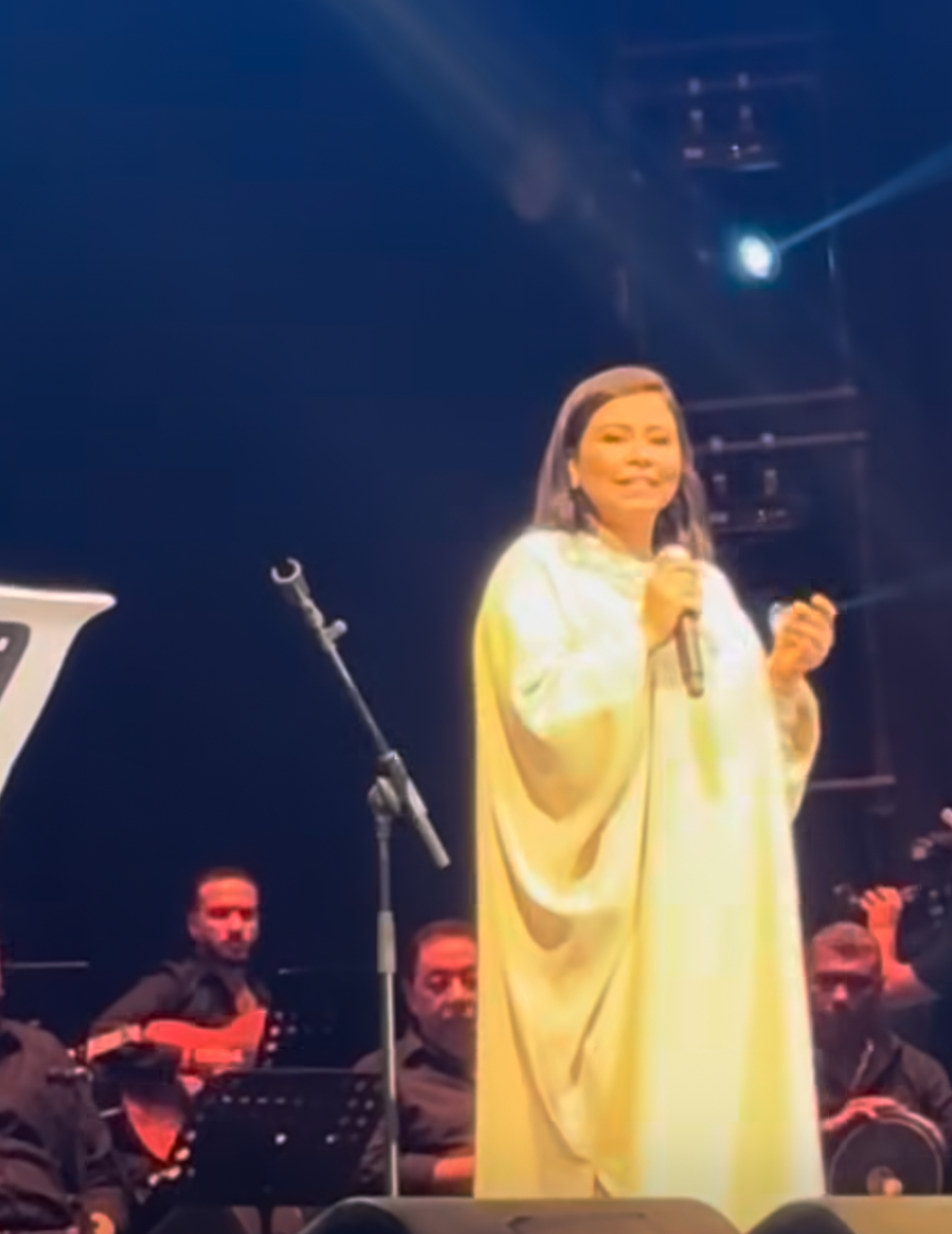 شيرين عبدالوهاب&nbsp;