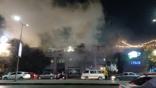 <strong>حريق مطعم شهير بشارع جسر السويس بمصر الجديدة</strong>