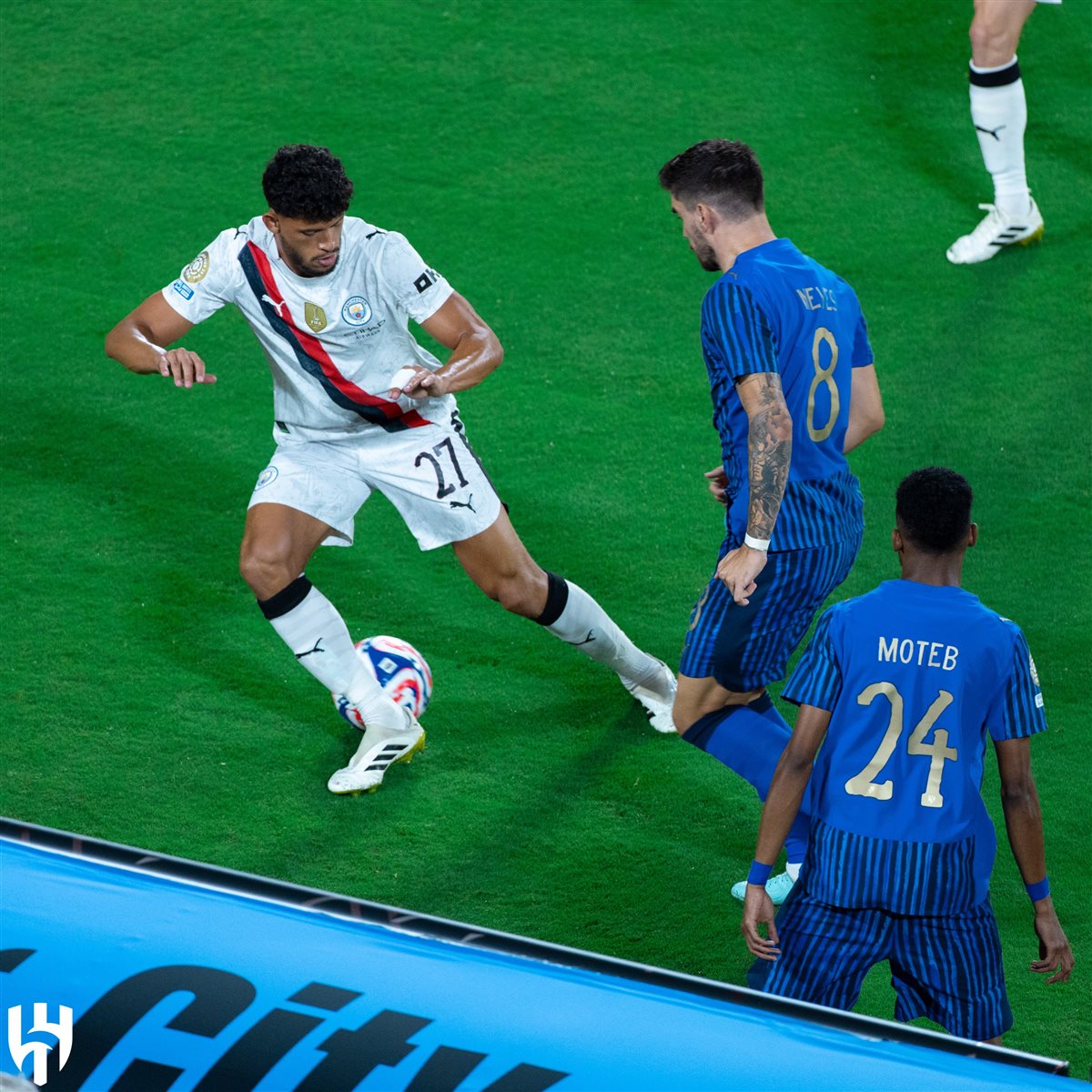 الهلال ومانشستر سيتي 
