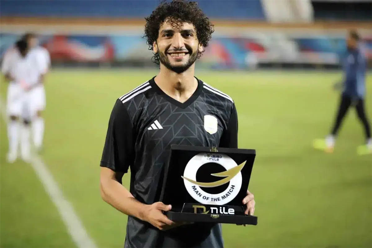 <strong>عمرو ناصر مهاجم نادي فاركو</strong>