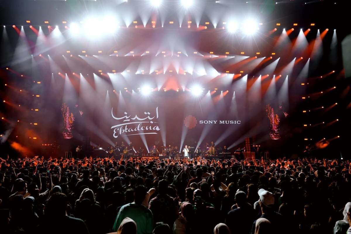 <strong>حفل عمرو دياب بجدة </strong>