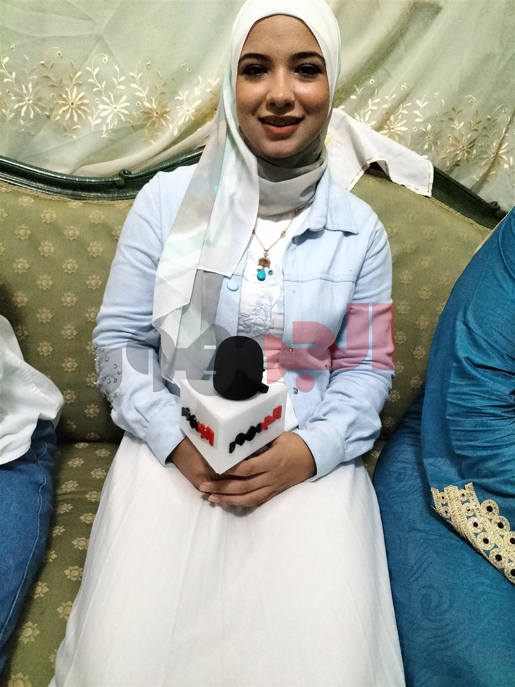 نور