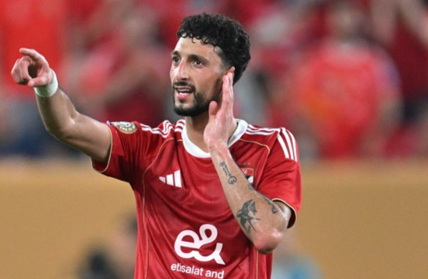الفلسطيني وسام أبو علي لاعب النادي الأهلي&nbsp;