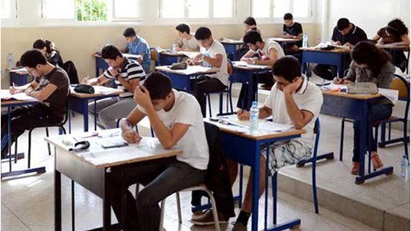 طلاب الثانوية العامة