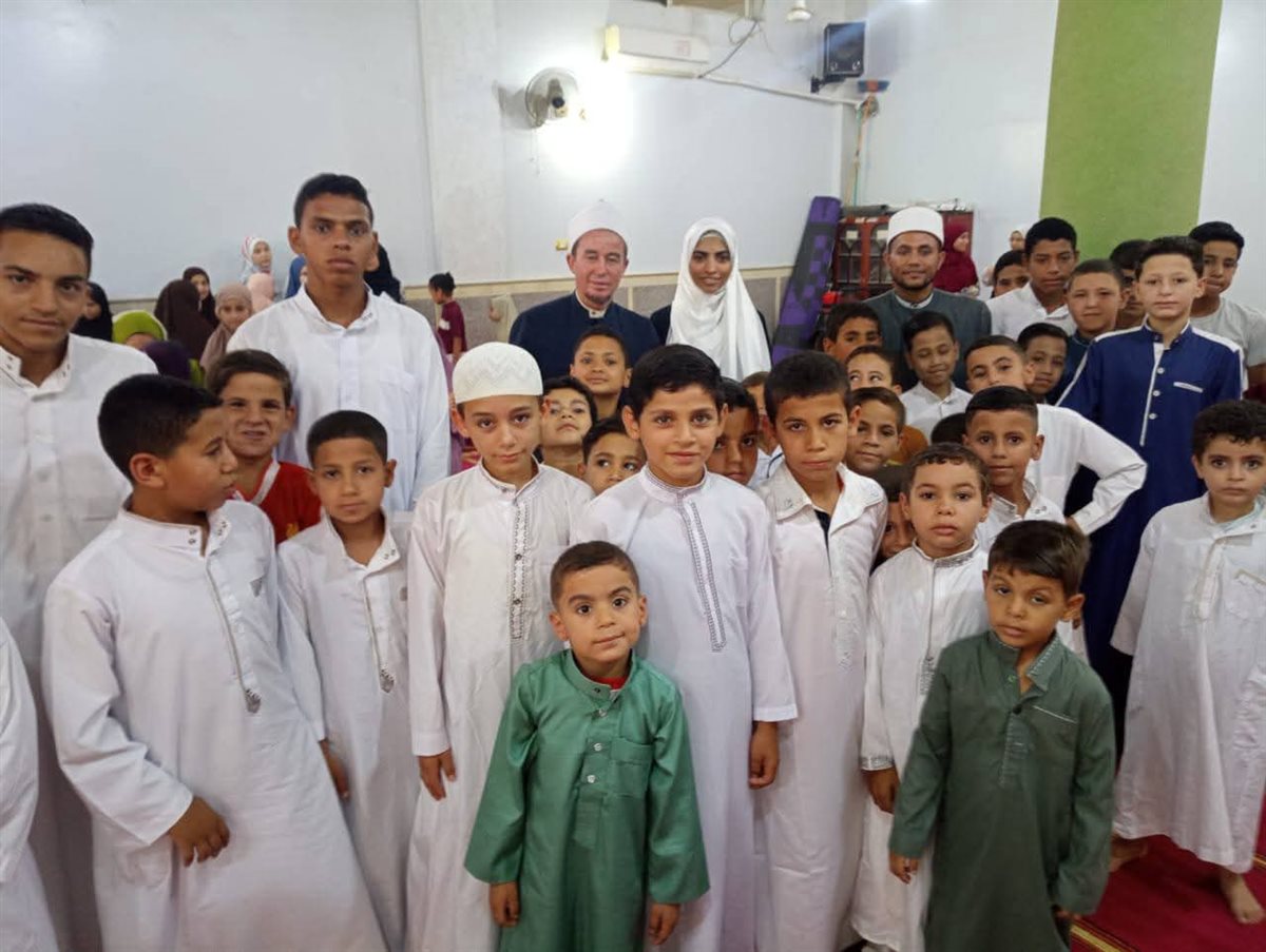 أطفال الفيوم أثناء اللقاء