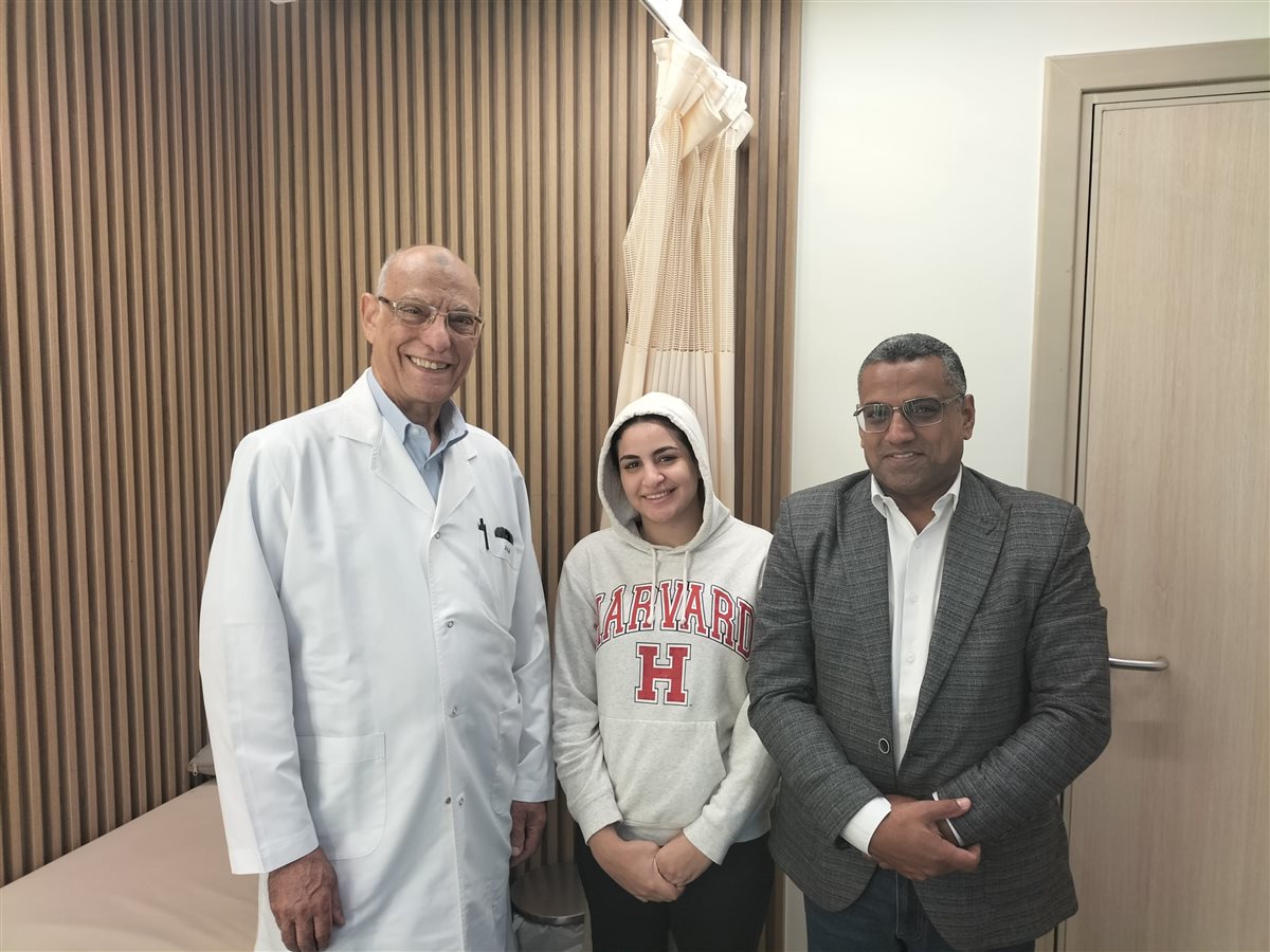 شيماء عاطف والطبيب
