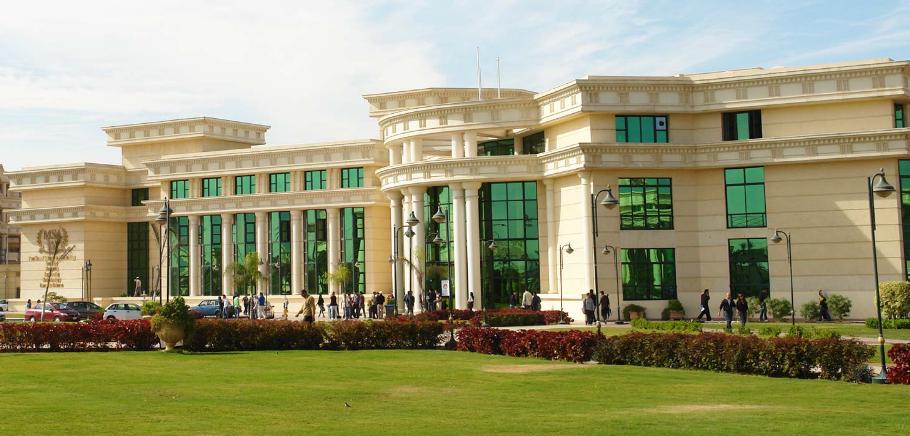 جامعة 2025