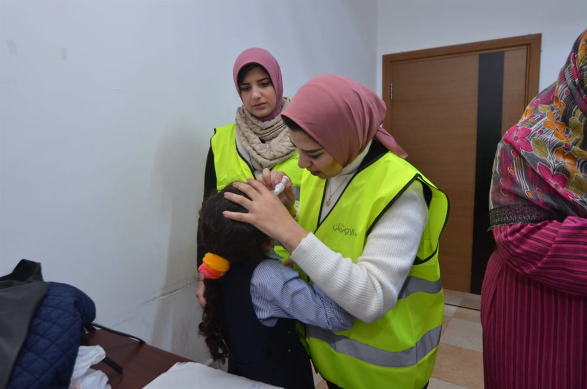 اطباء جمعية الاورمان أثناء العمليات