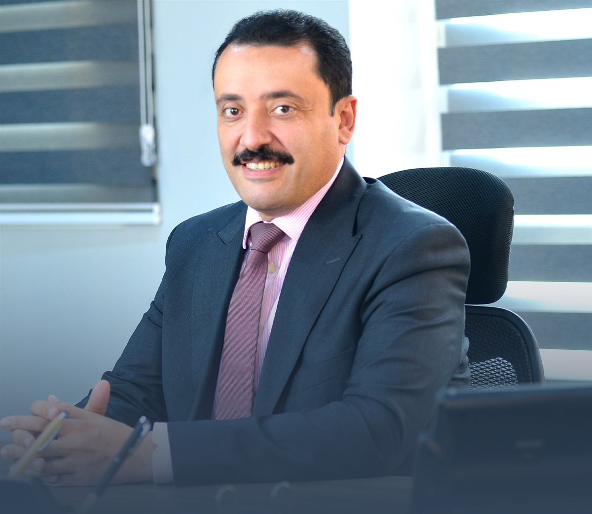 <strong>الدكتور محمد رزق</strong>