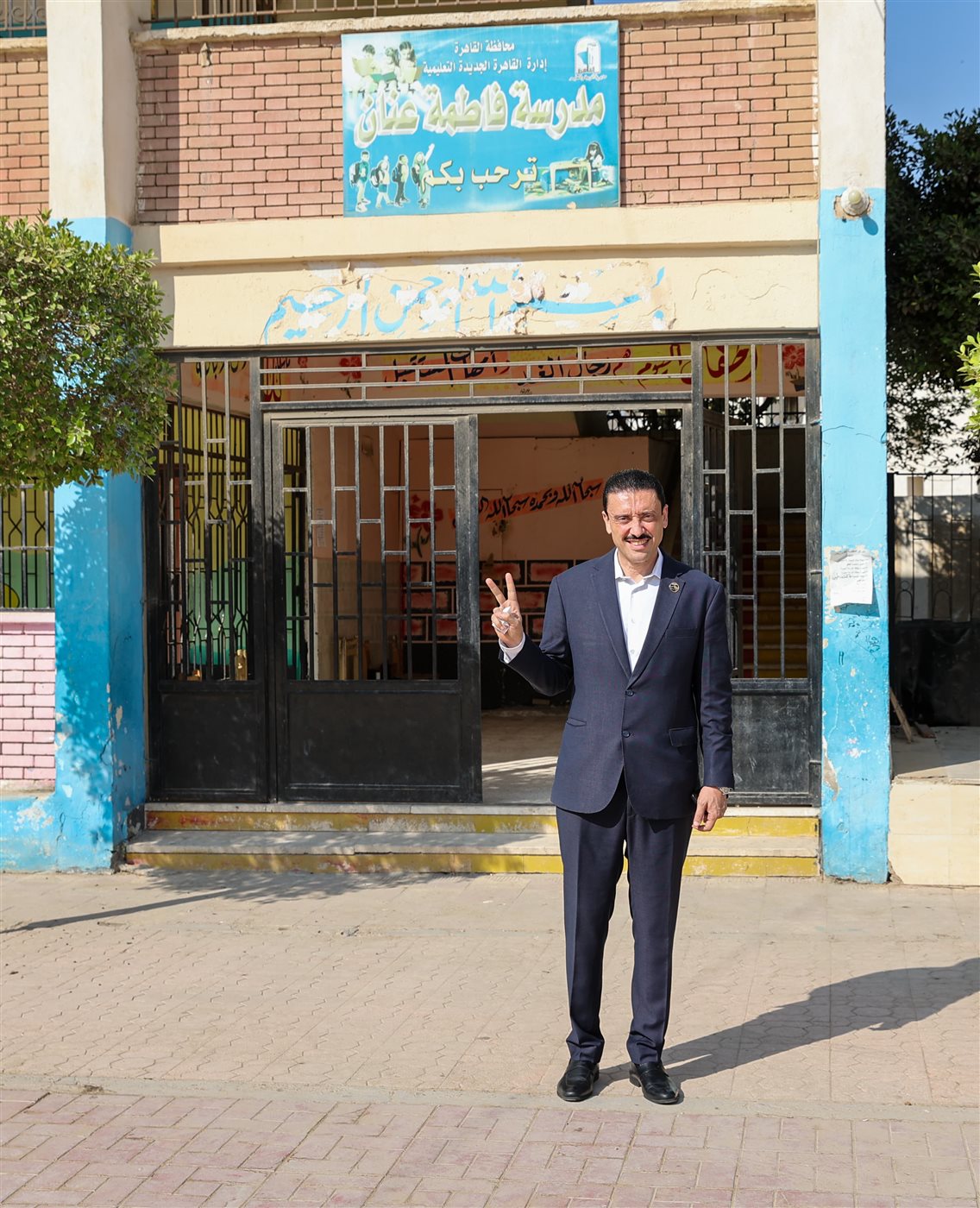 <strong>الدكتور محمد رزق</strong>
