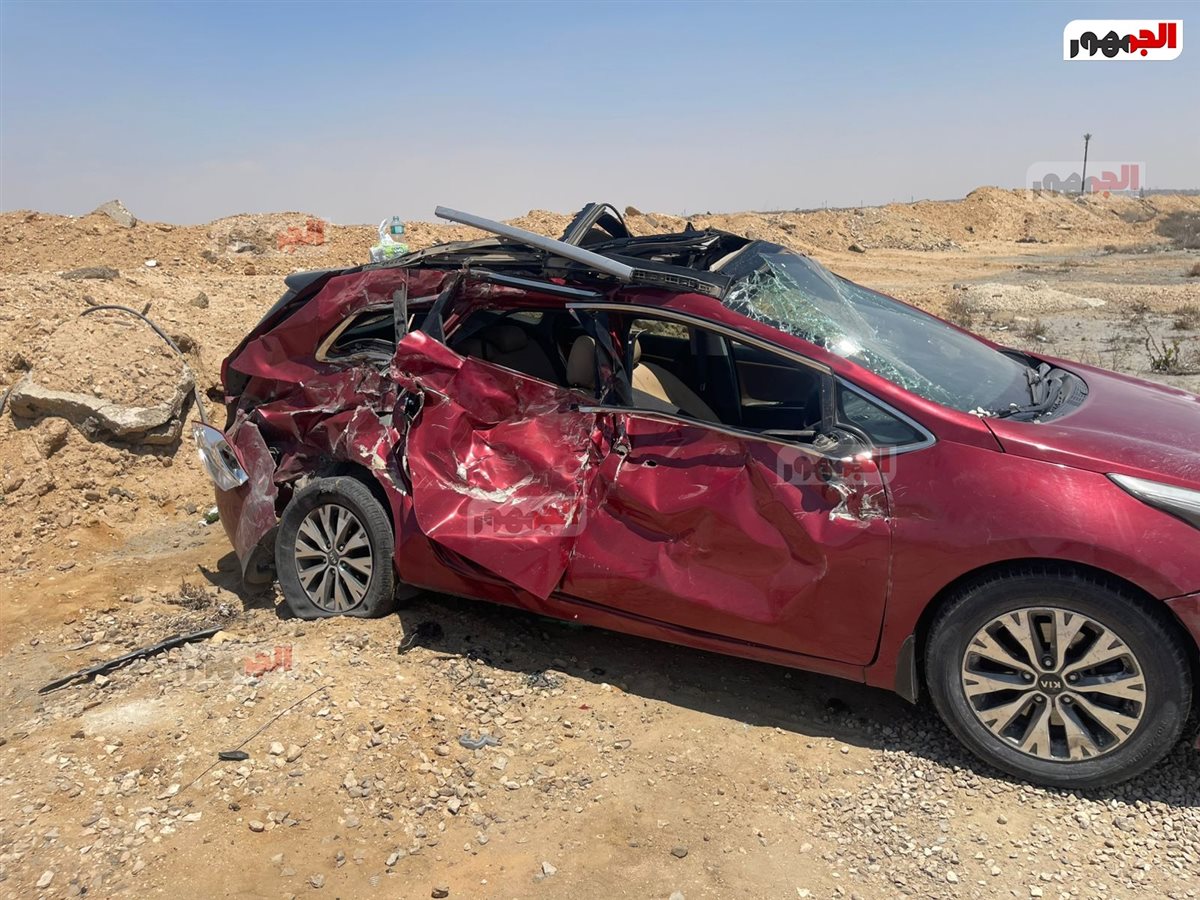 تصادم مروع بطريق القاهرة - السويس بين نقل بمقطورة وملاكي| صور<br>&nbsp;