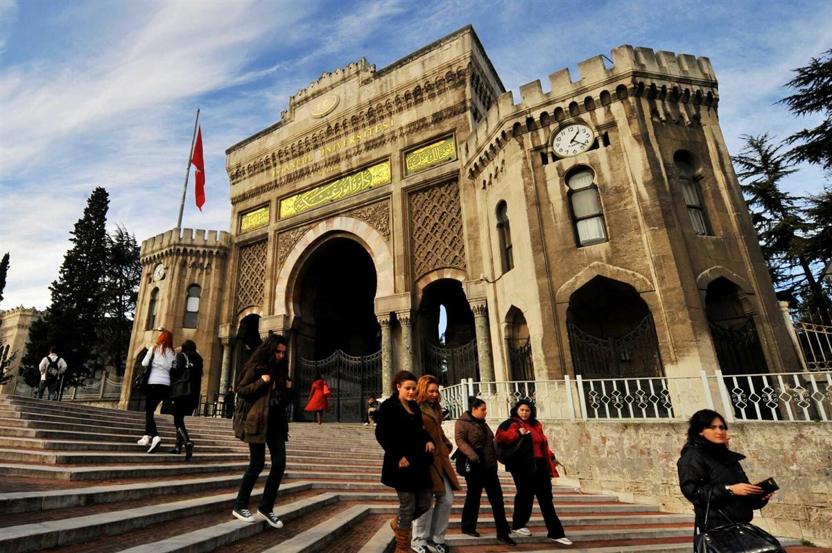 &nbsp; &nbsp;طلاب الثانوية العامة 2025