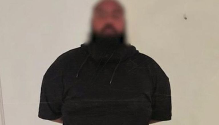 صورة أثناء القبض علي التيكتوكر محمد عبد العاطي