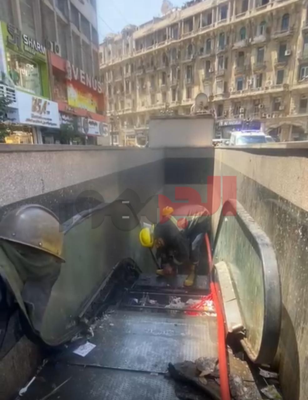 الحماية المدنية تنقذ مترو الانفاق من كارثة بعد حريق في كابل كهرباء