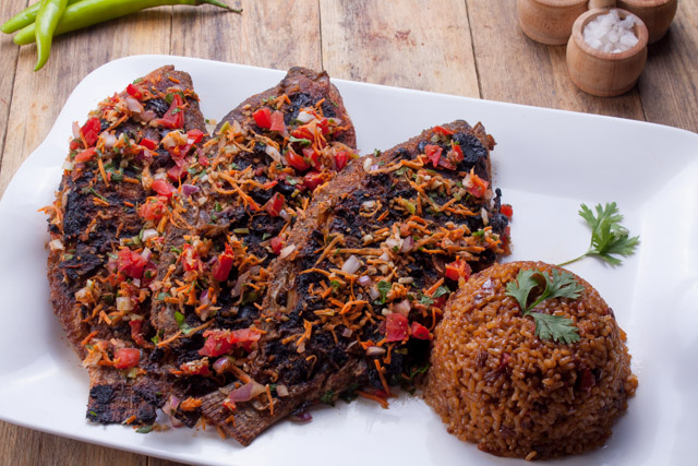سمك بلطي مشوي وأرز