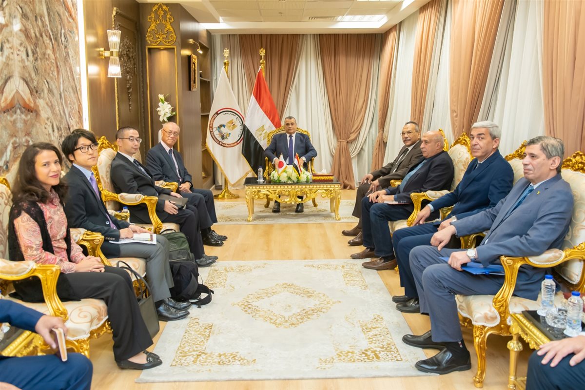 <strong>وزير الدولة للإنتاج الحربي</strong>