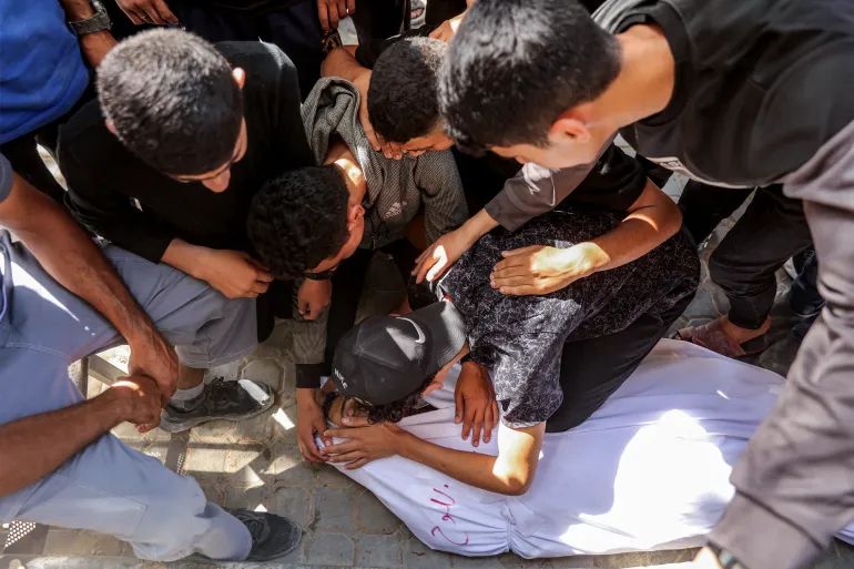 <strong>&nbsp;ارتفاع ضحايا العدوان الإسرائيلي إلى 61430 شهيدًا و153213 مصابًا</strong>