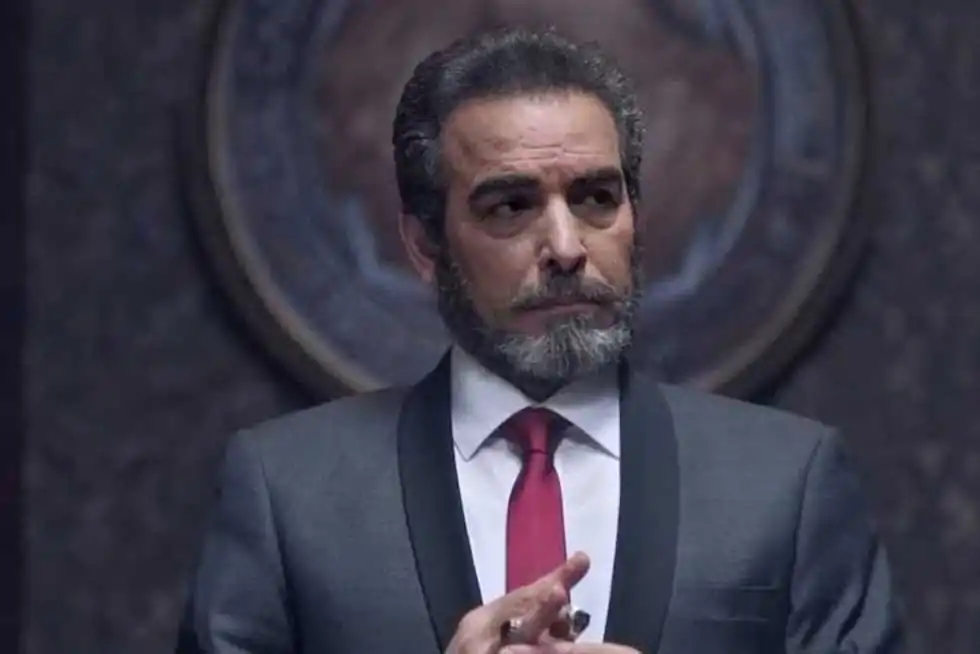 <strong>أحمد عبد العزيز</strong>