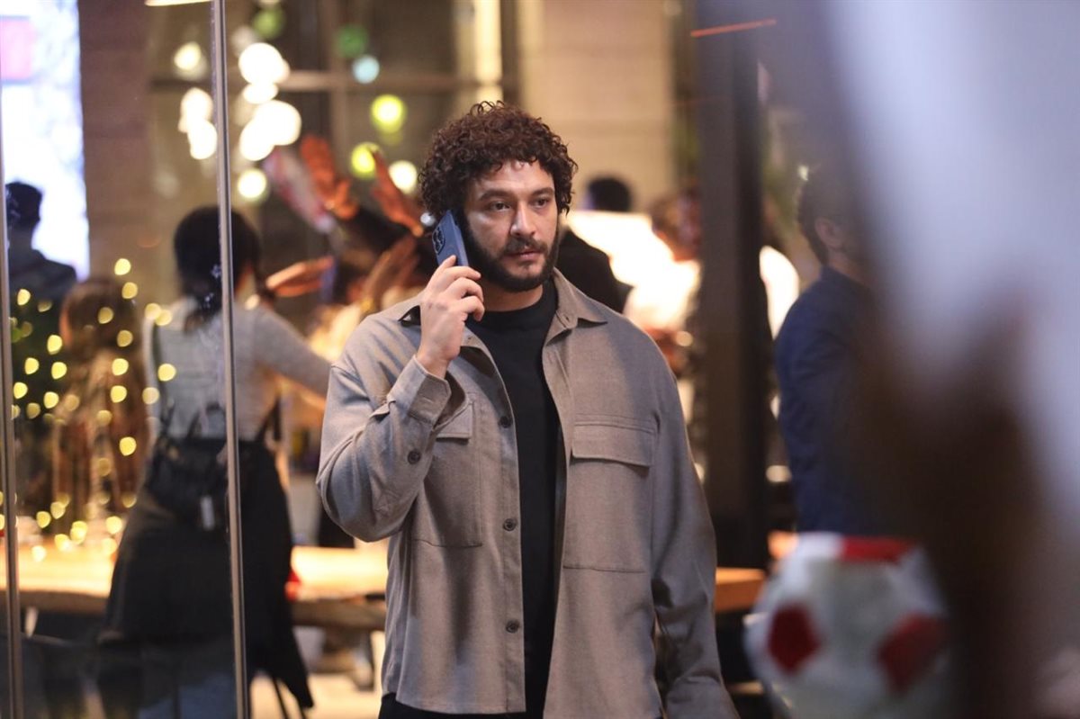 <strong>مسلسل ما تراه ليس كما يبدو</strong>