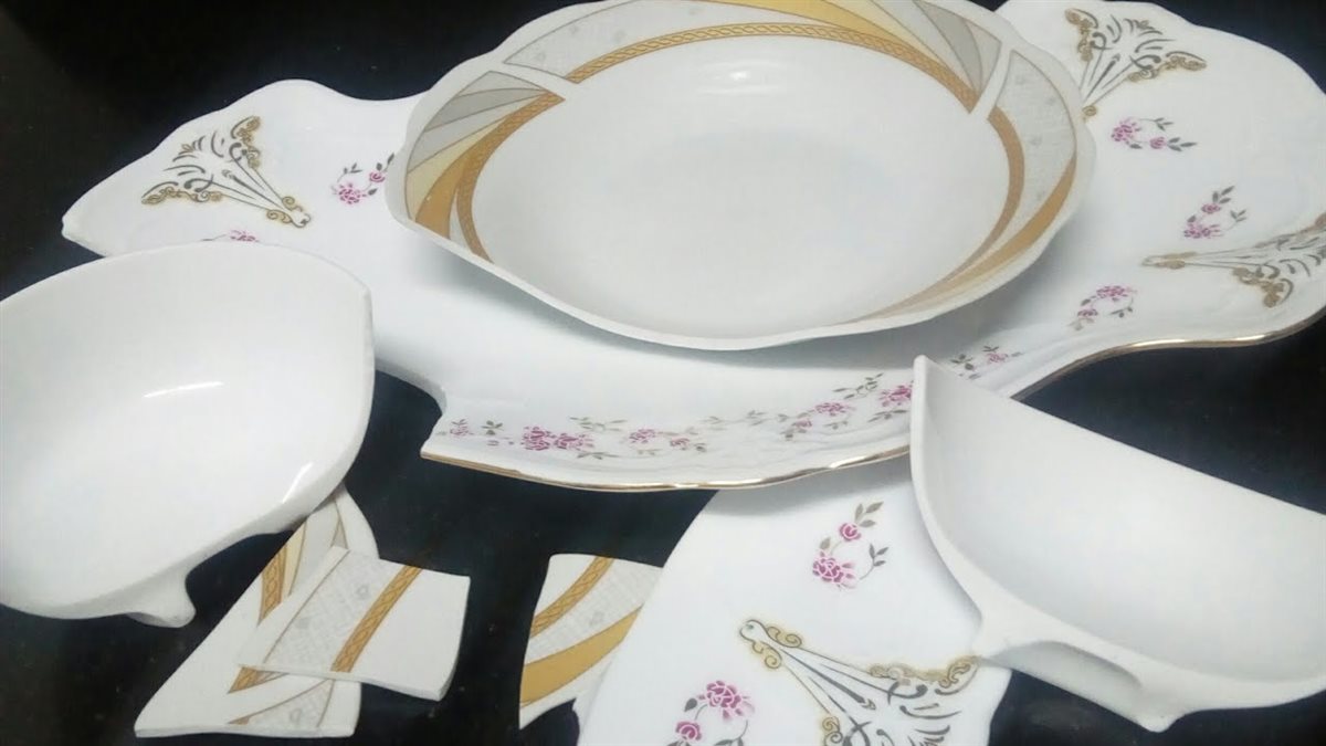 تفسير رؤية أطباق مكسورة&nbsp;