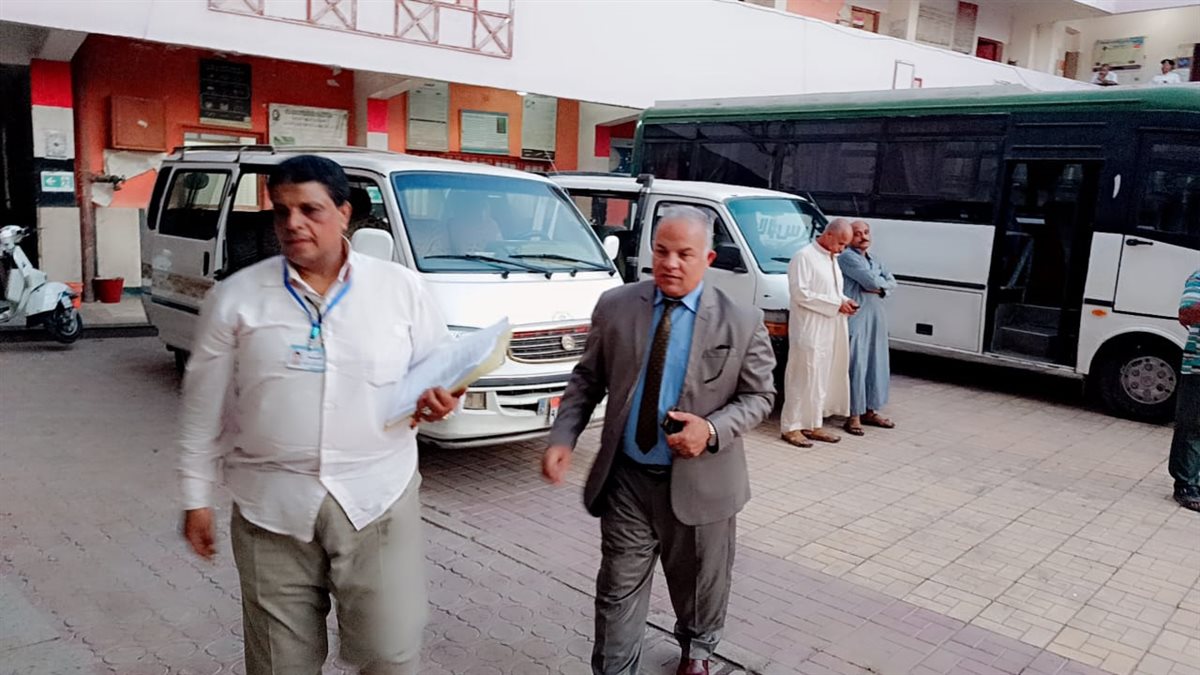وكيل وزارة تعليم الفيوم أثناء المتابعة