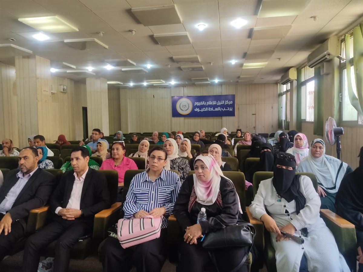 جانب من ندوة التصدى للشائعات بمجمع اعلام الفيوم&nbsp;