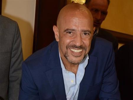 <strong>أشرف عبد الباقي</strong>