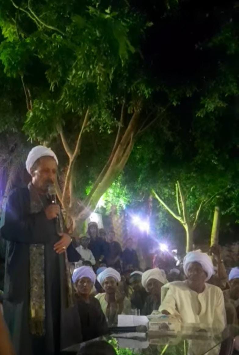 شاهد ليلة الصلح بنجع العرب.. قبيلة الرشايدة تُسدل الستارعلى نزاع أبناءعمومة بـبلي&nbsp;