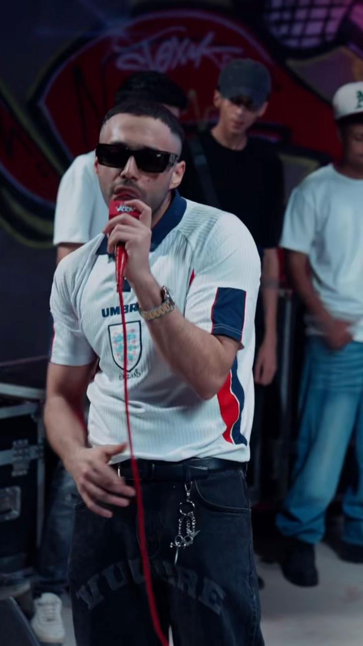 <strong>برنامج “مايك فليكس”</strong>