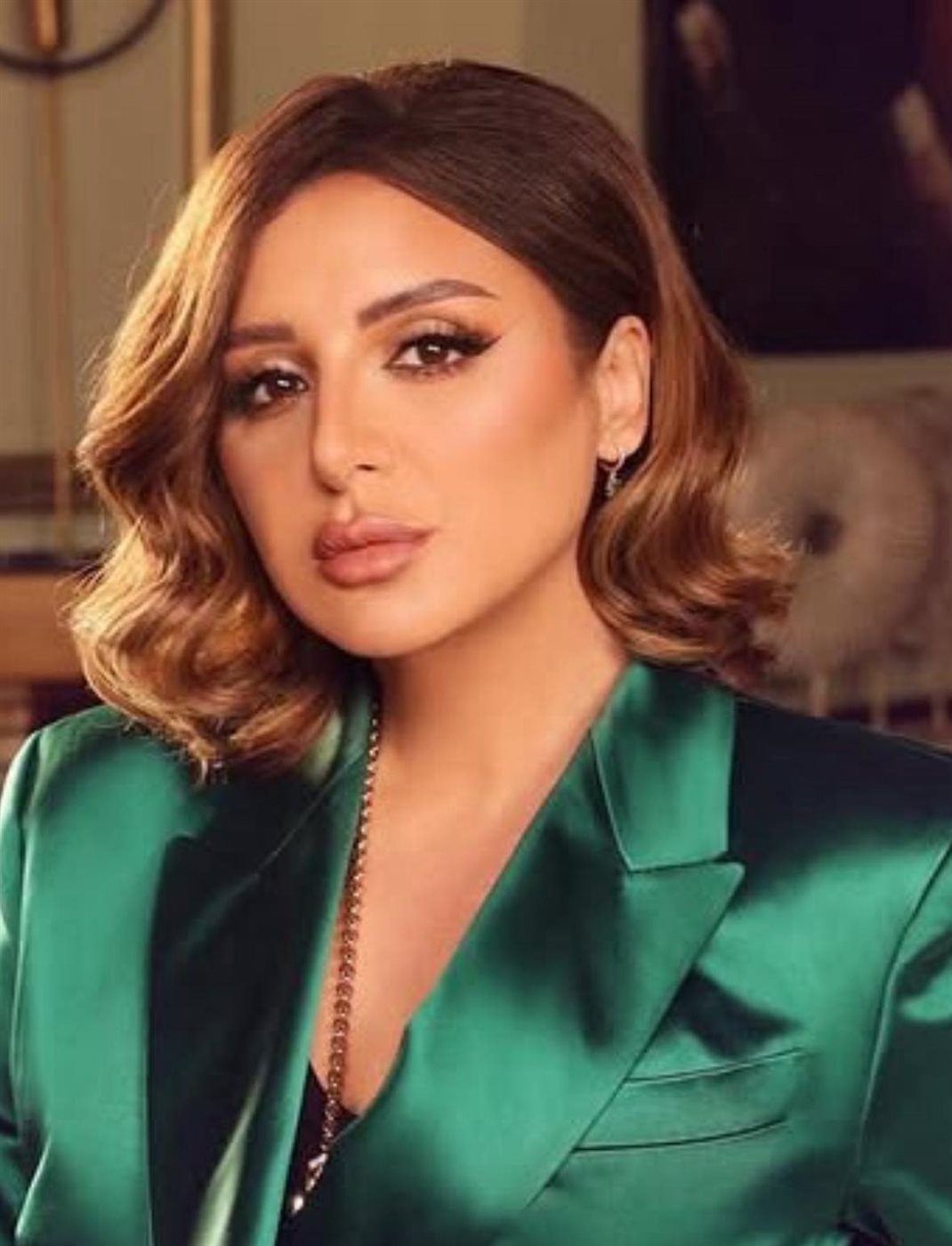 <strong>أنغام</strong>