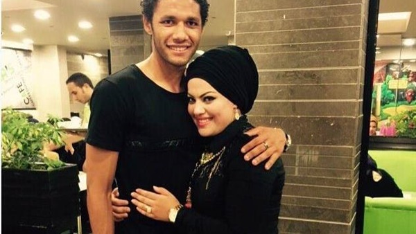 آمال زوجة محمد النني الأولى