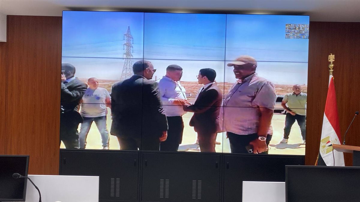 محافظ مطروح يتابع تطورات حادث تصادم طريق مطروح الإسكندرية