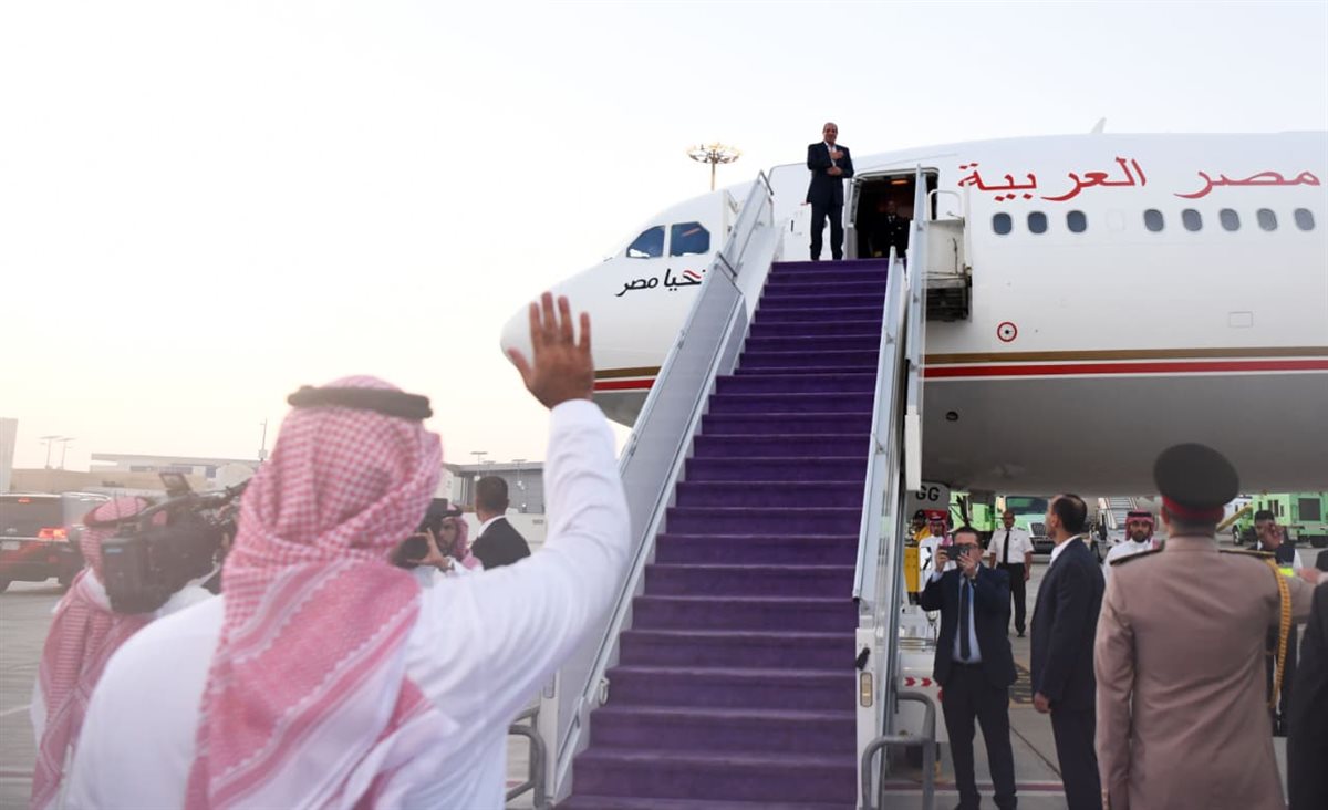 الرئيس السيسي وولي العهد السعودي يؤكدان رفض أية محاولات لتهجير الفلسطينيين من أرضهم