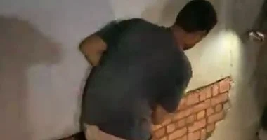 غلق الثقب الأسود بالهرم