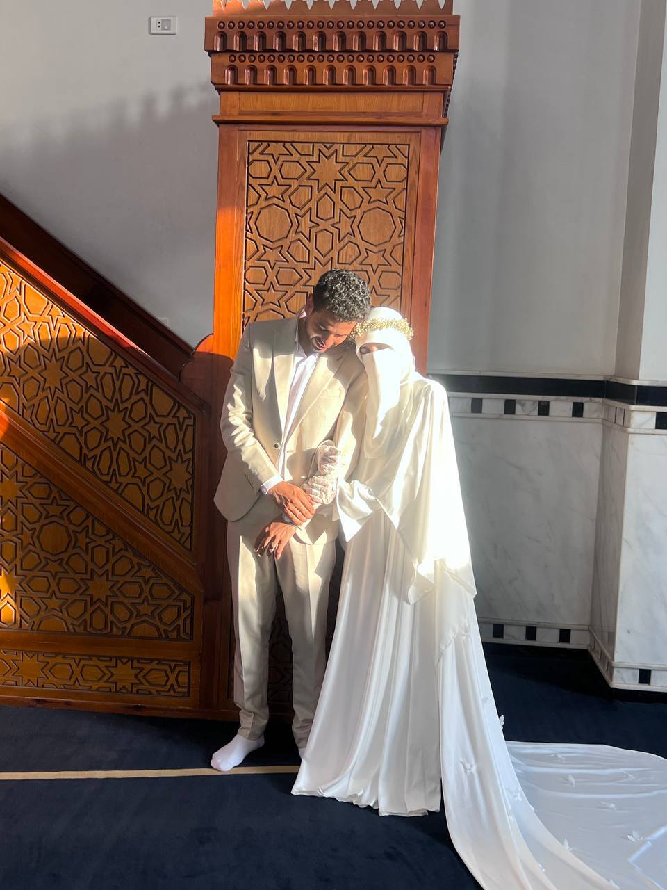 عروسين